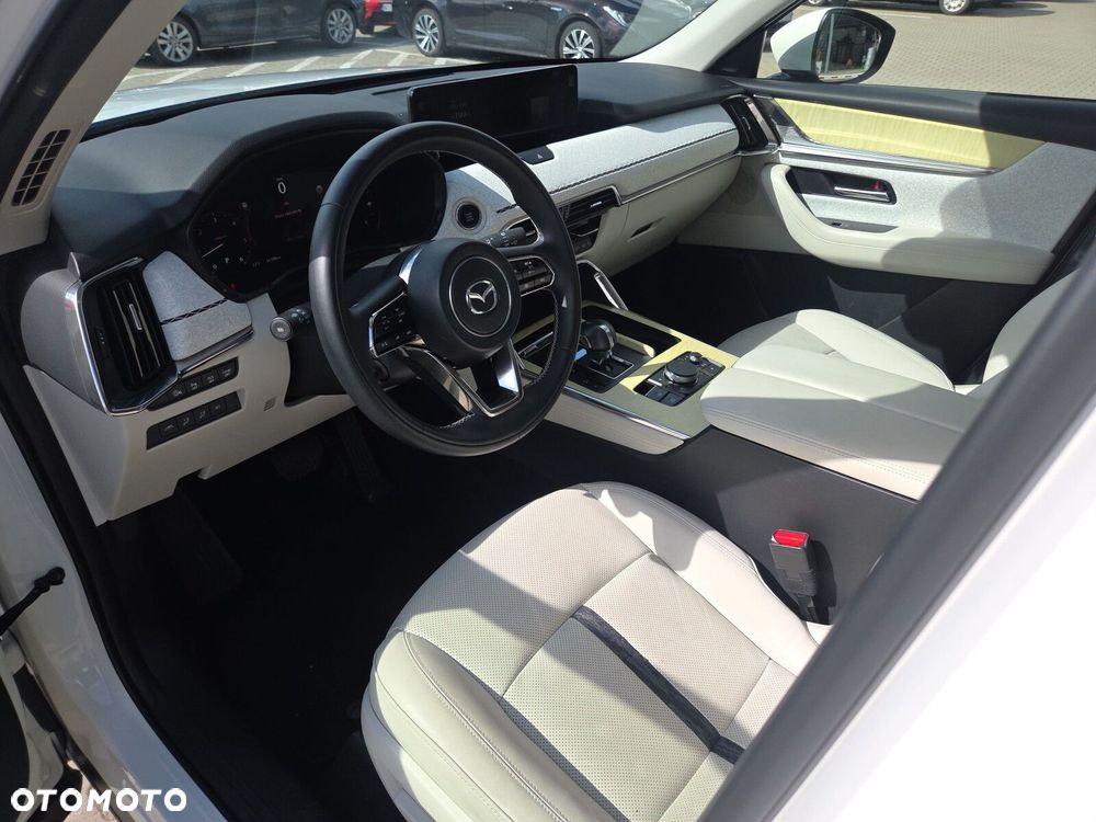 Mazda CX-60 - 12