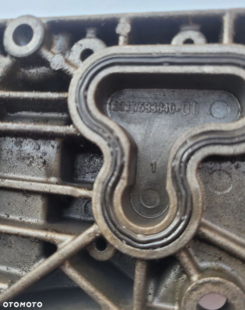ŁAPA WSPORNIK SILNIKA ALTERNATORA BMW E60 E61 E63 E64 7533840 - 4