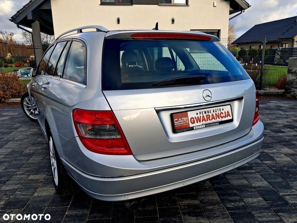 Mercedes-Benz Klasa C 180 CGI Automatik BlueEFFICIENCY Elegance - 17