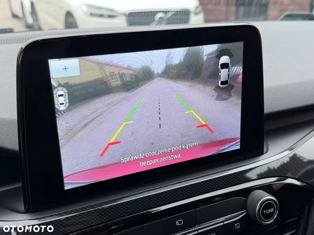 Ford Kuga 2.5P PHEV FWD ST-Line X - 14