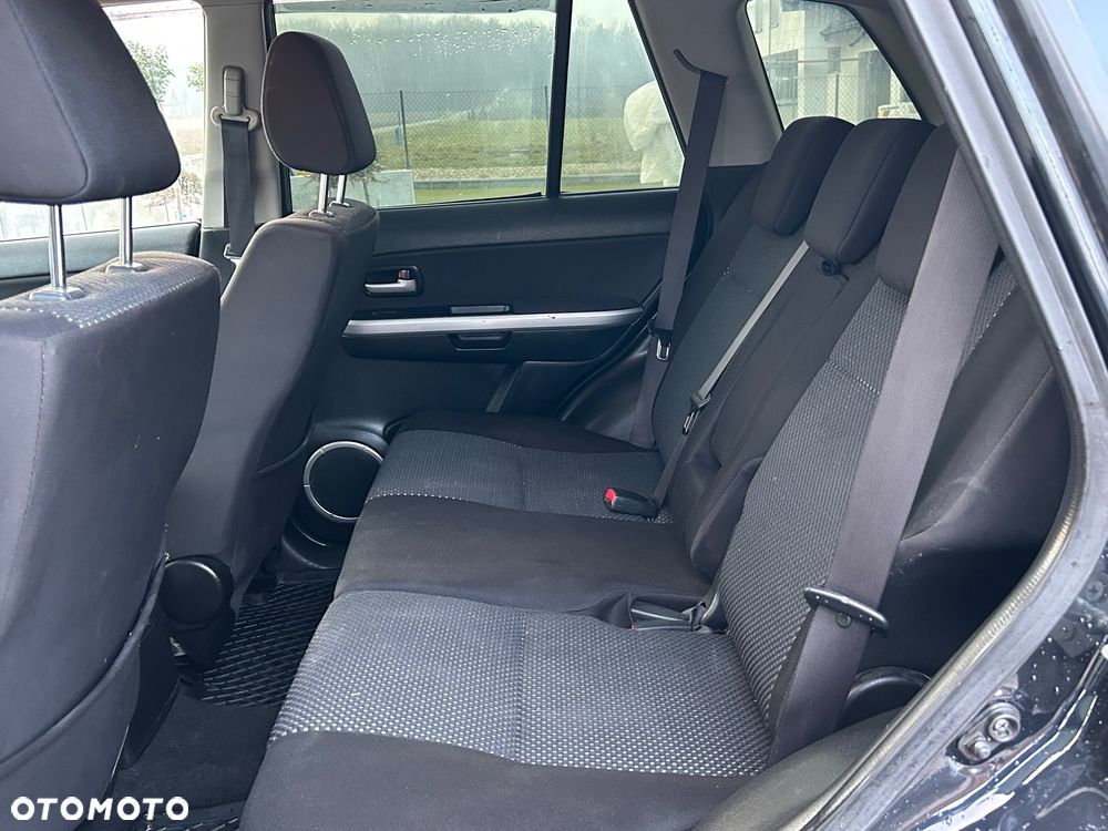 Suzuki Grand Vitara 2.0 Comfort - 10