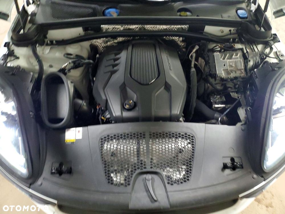 Porsche Macan - 9