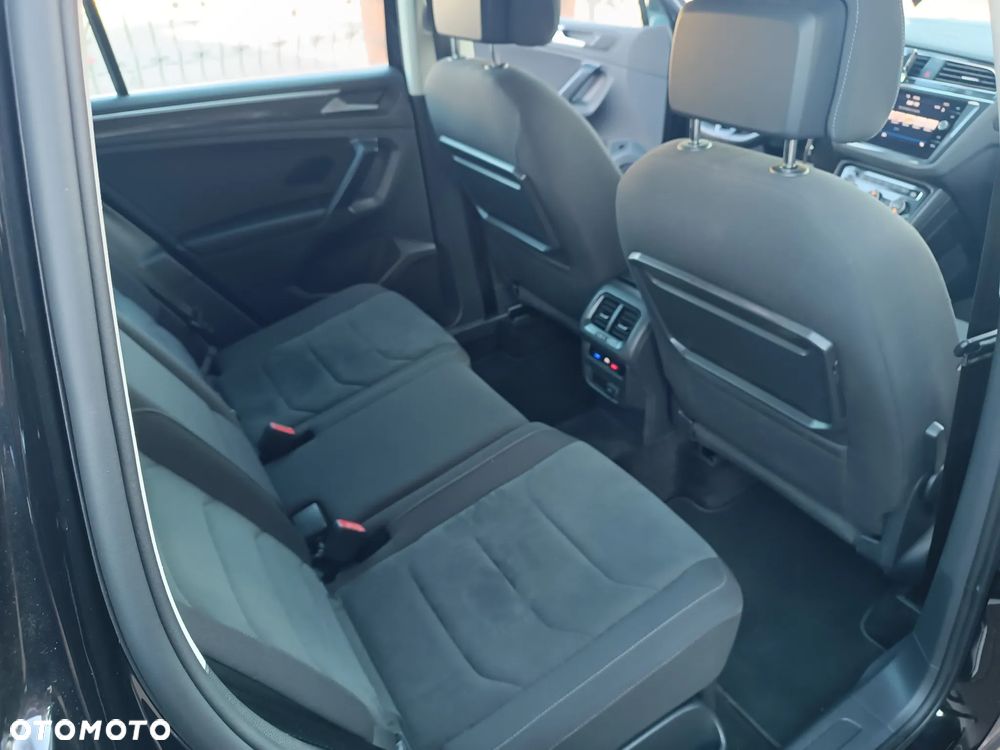 Volkswagen Tiguan - 15