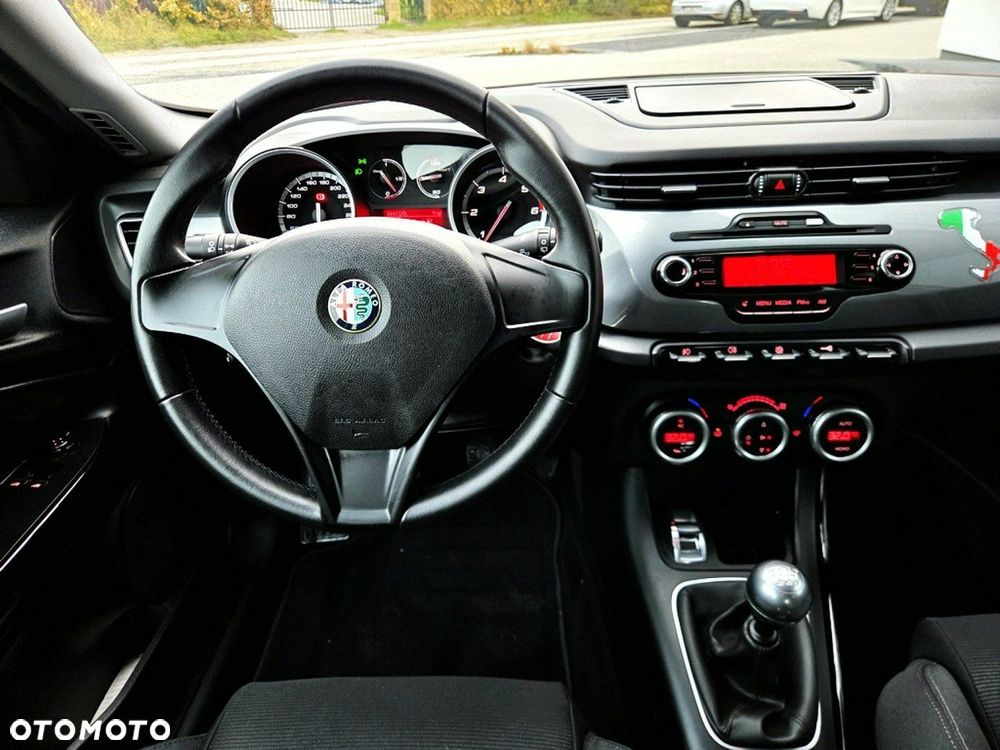 Alfa Romeo Giulietta 1.6 JTDM 16V Turismo - 11