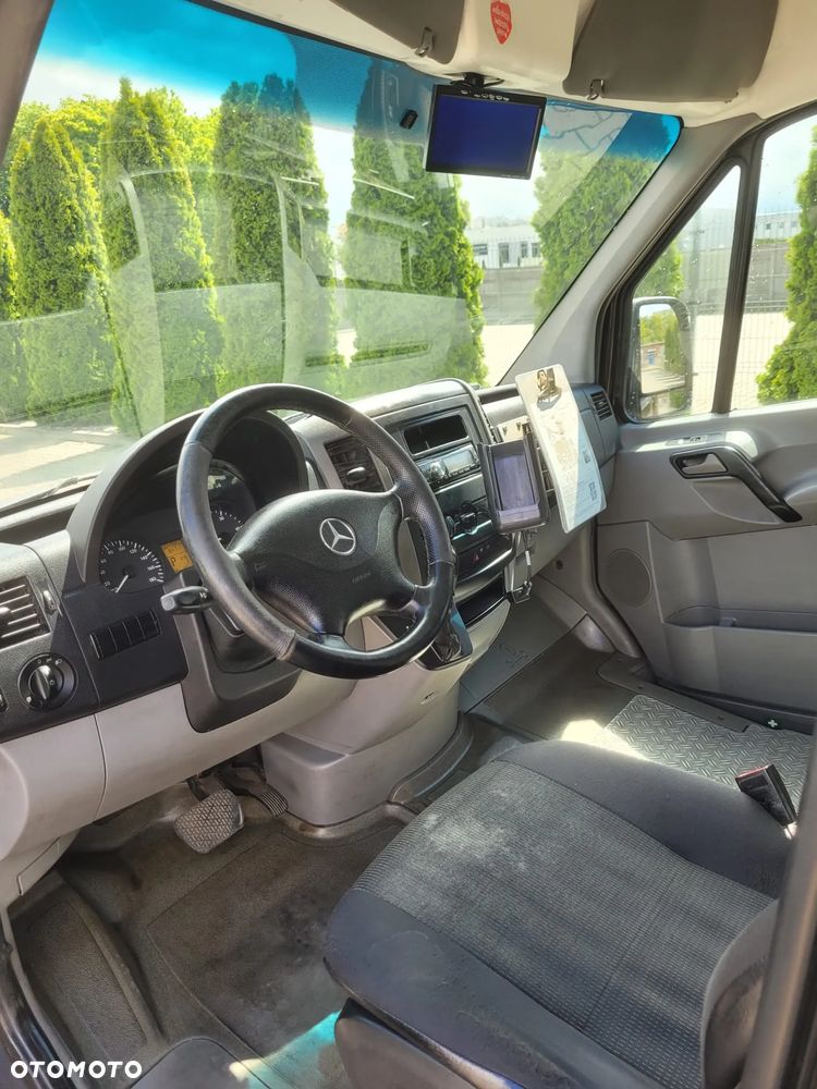Mercedes-Benz Sprinter - 8