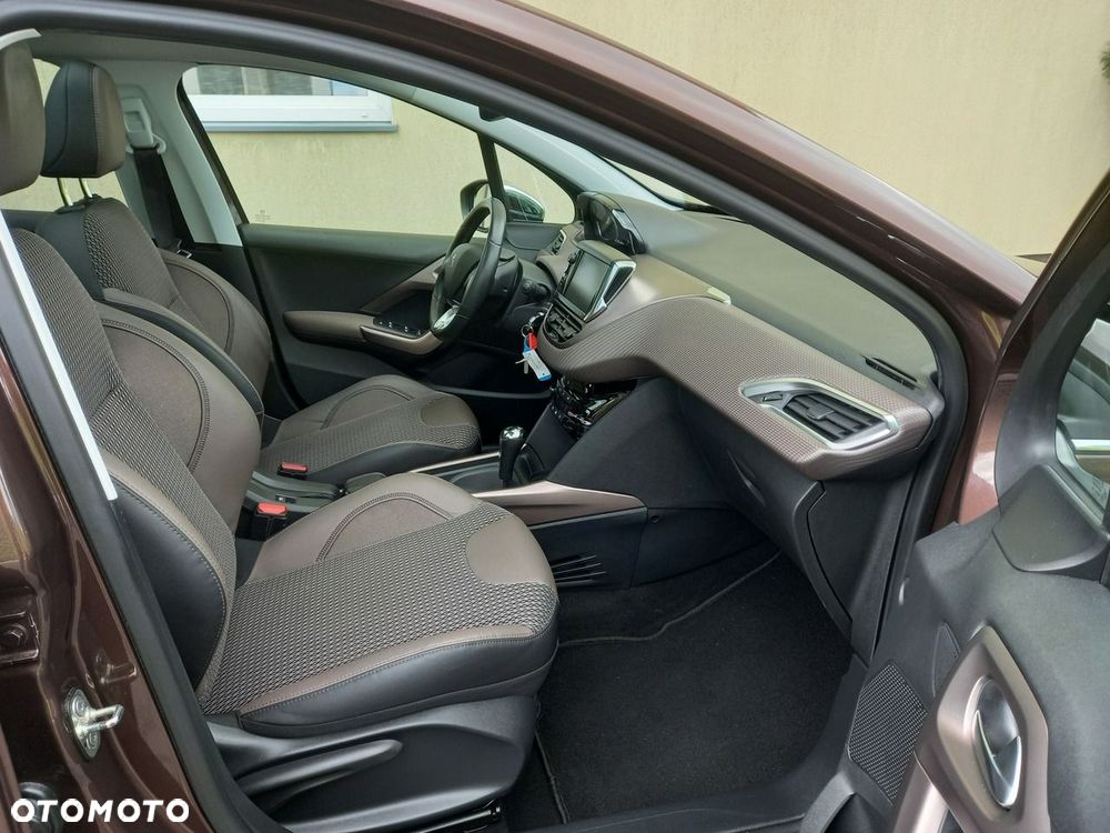 Peugeot 2008 1.6 VTi Allure - 20