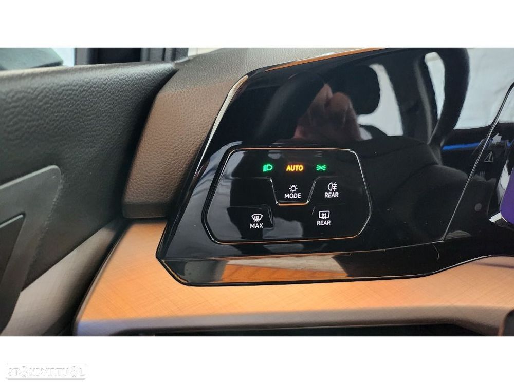 VW Golf 1.0 TSI Life - 10