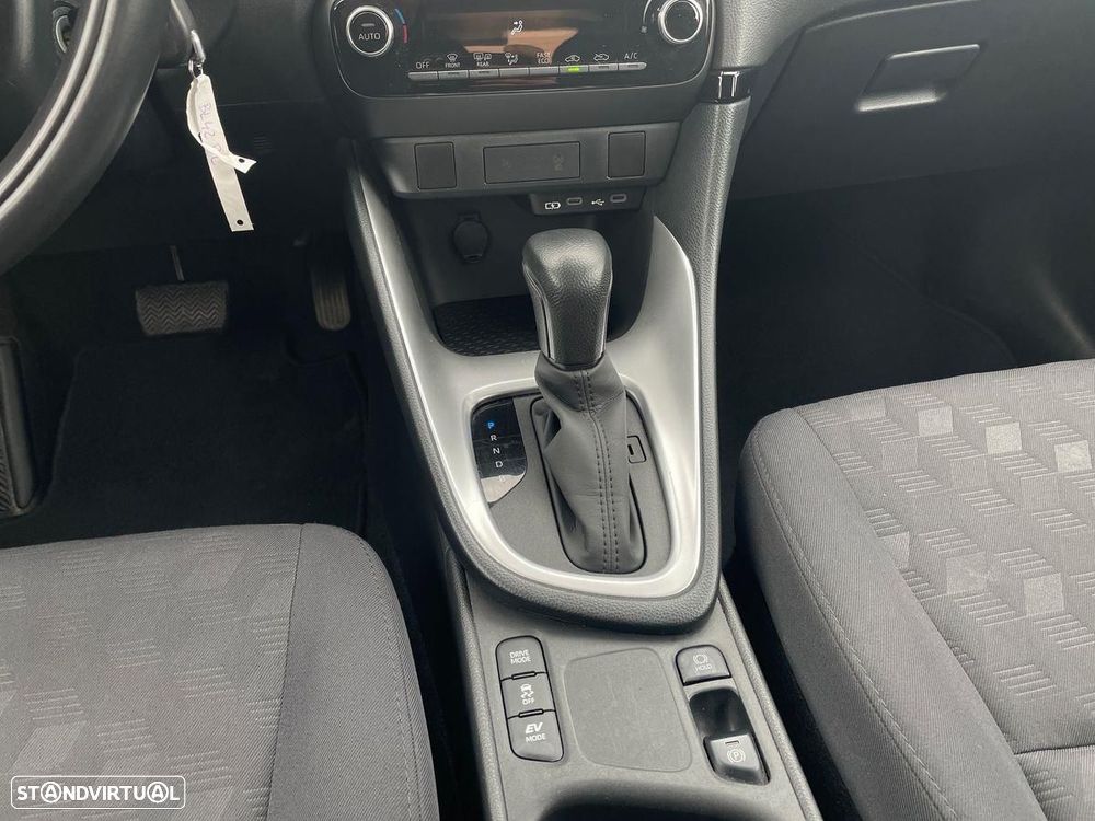 Toyota Yaris - 22