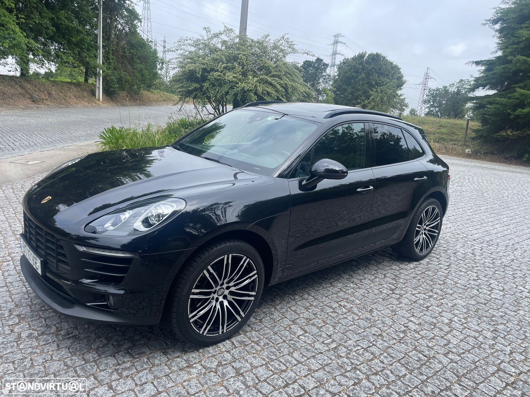 Porsche Macan Standard - 2