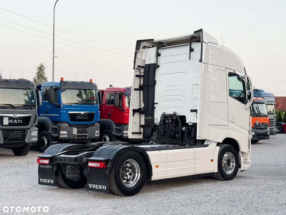 Volvo FH 500 / CAŁE NA PODUCHACH /TELEWIZOR/ACC /  KLIMA POSTOJOWA / XENON / NAVIGACJA / Z NIEMIEC - 13