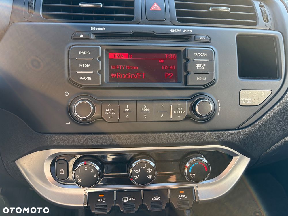 Kia Rio 1.1 crdi M - 13