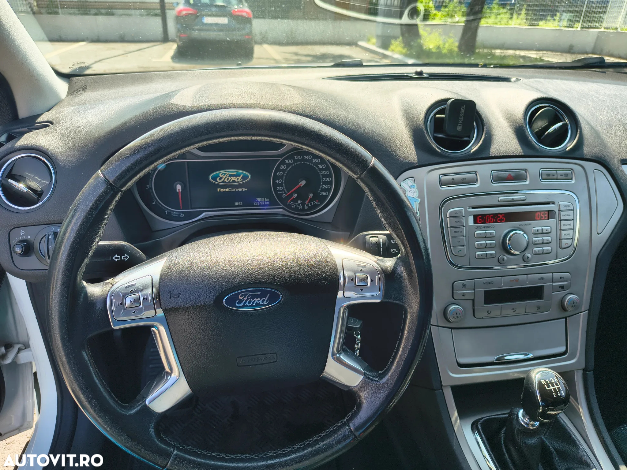 Ford Mondeo 1.8 TDCi Ambiente - 9