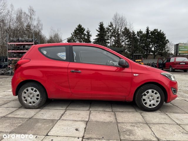 Hyundai i20 - 16