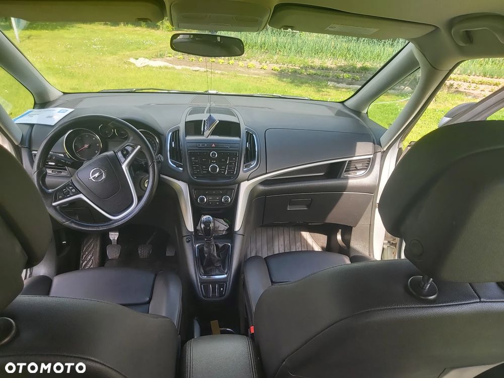 Opel Zafira - 7