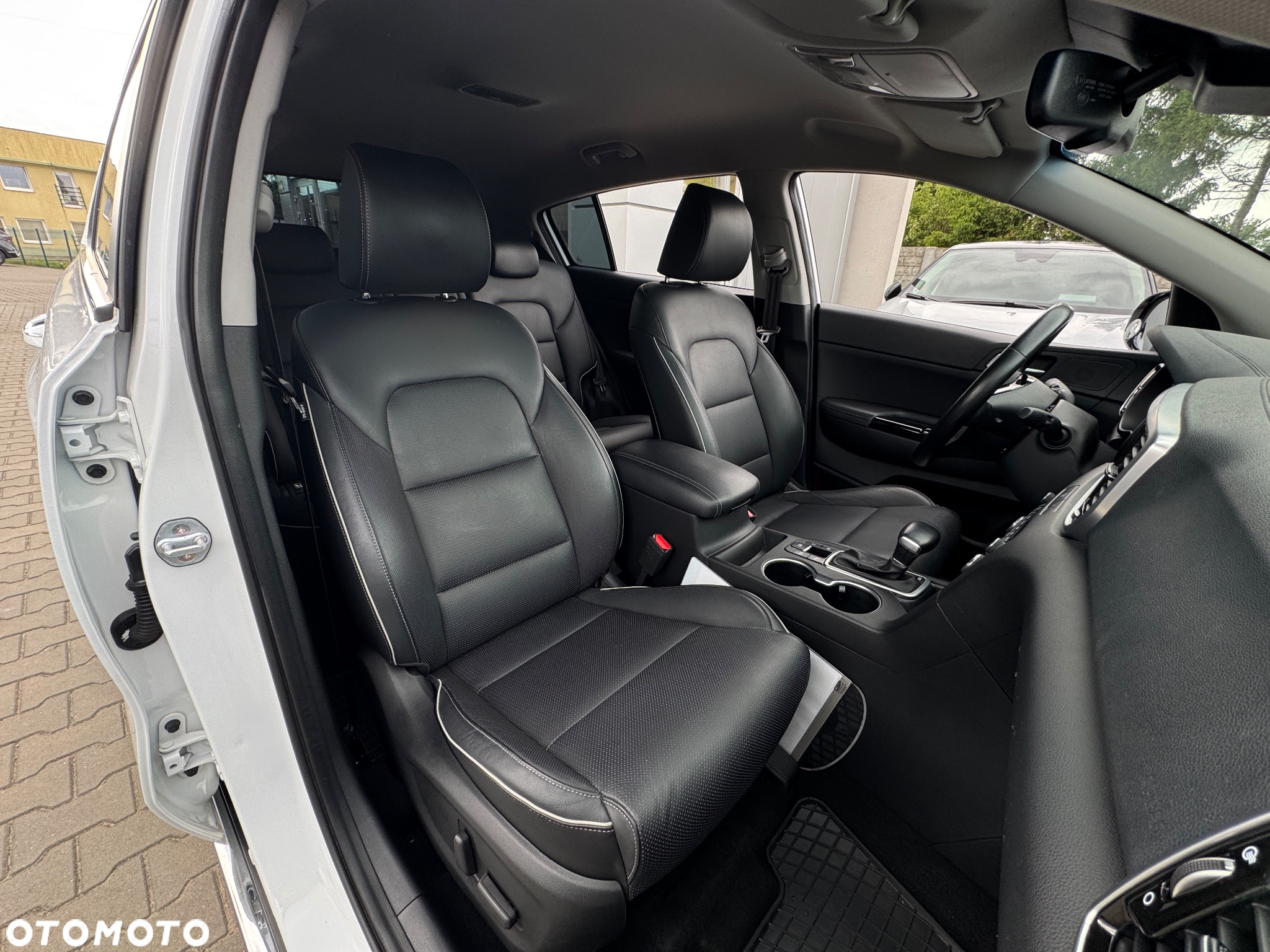 Kia Sportage 1.6 CRDI L Business Line 2WD DCT - 17