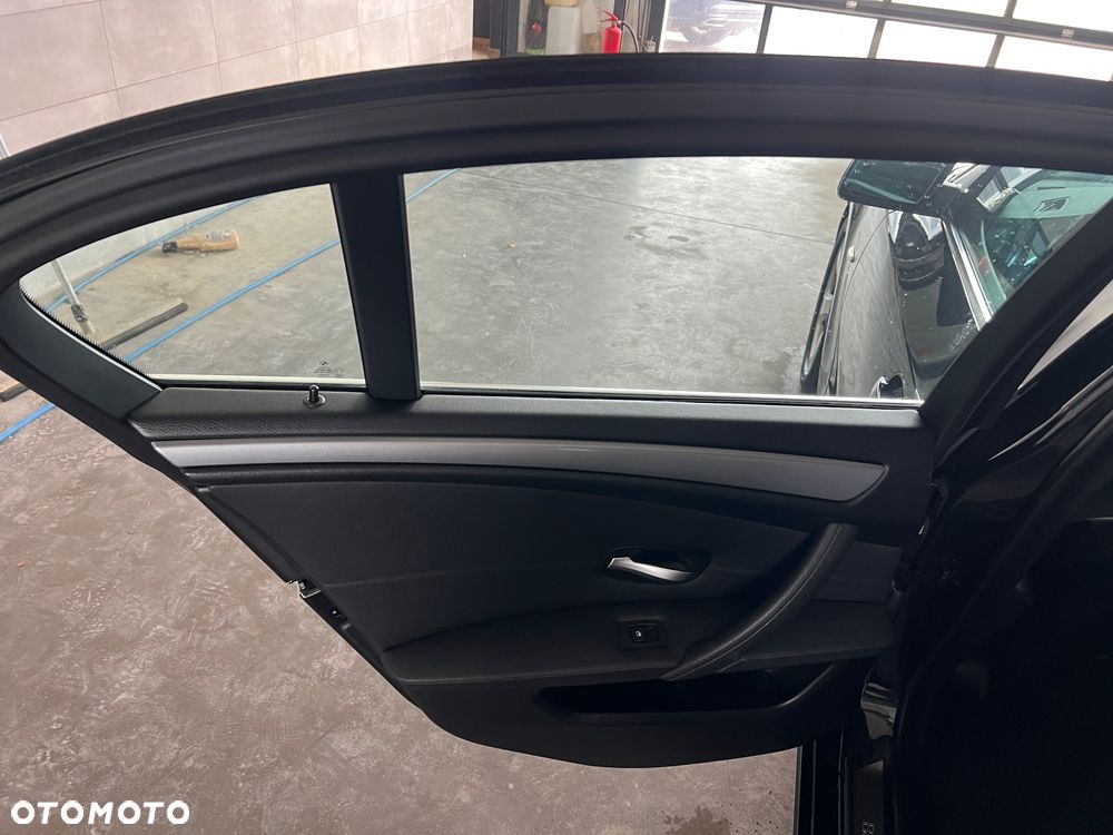 BMW Seria 5 - 19