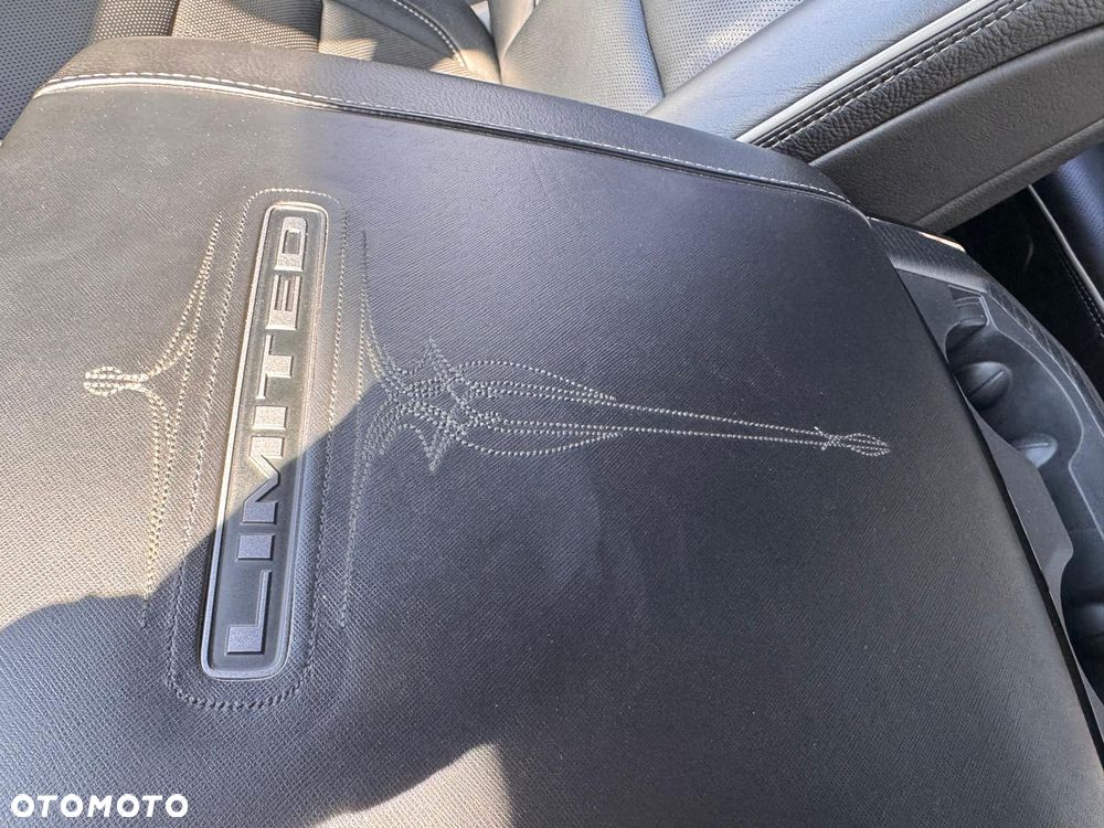 RAM 1500 Crew Cab Limited - 11