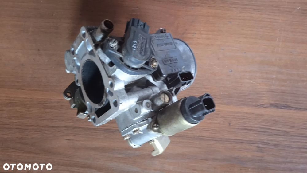 Przepustnica Nissan Primera P10 1.6 - 3