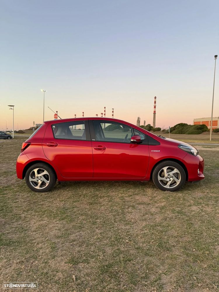 Toyota Yaris 1.5 HSD Sport+P.Luxury+TSS - 4