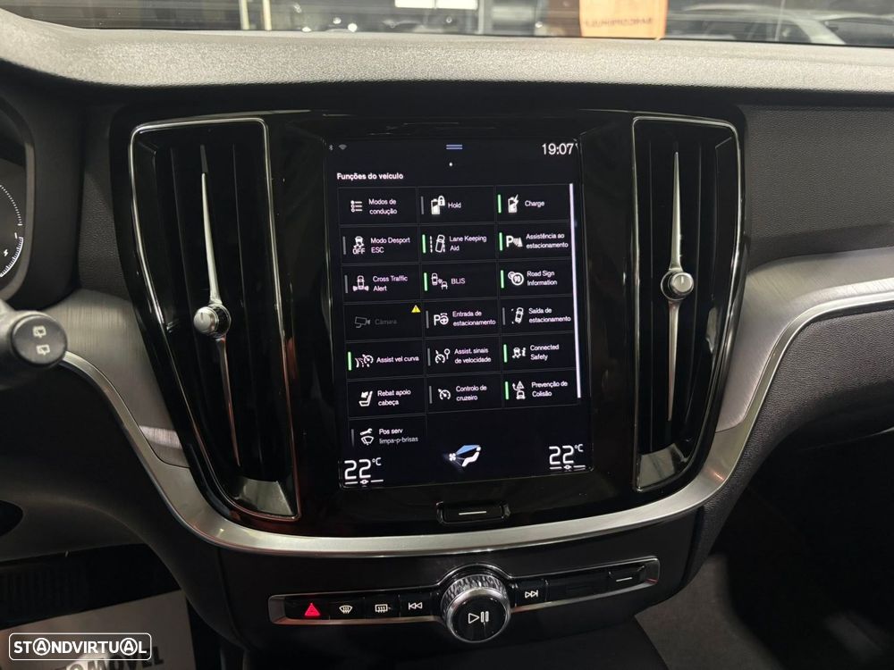 Volvo V60 2.0 T6 AWD TE Inscription Expression - 44