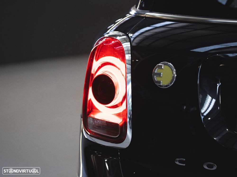 MINI Countryman Cooper SE ALL4 Auto - 13