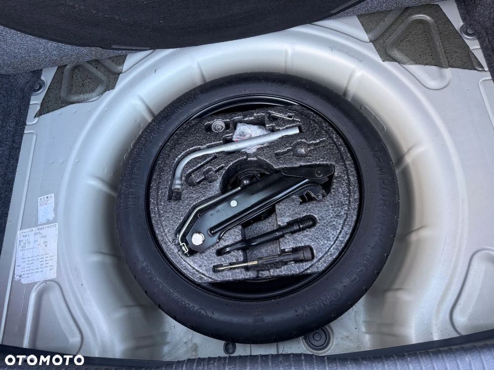 Volkswagen Golf - 19