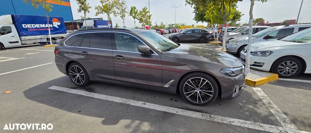 BMW Seria 5 540d xDrive AT MHEV - 13