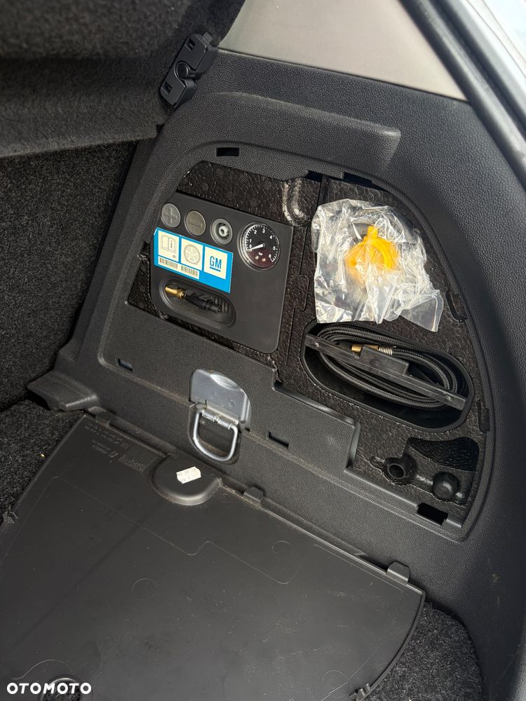 Opel Corsa - 11