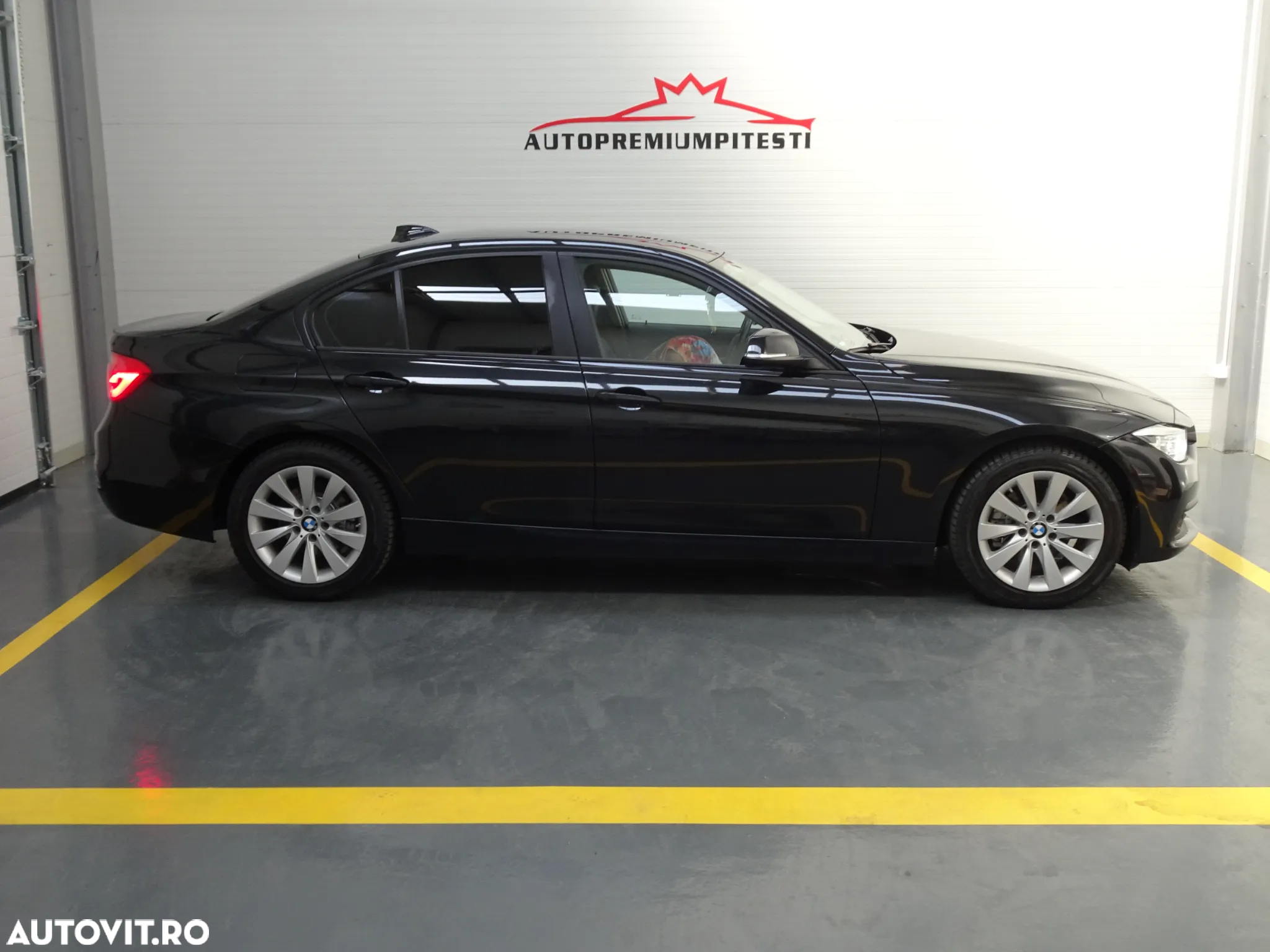 BMW Seria 3 320d xDrive Sport Line - 14