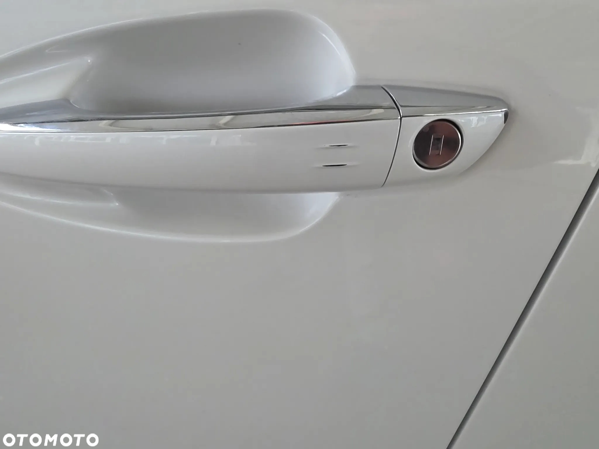 Peugeot 508 RXH 2.0 HDi HYbrid4 - 25
