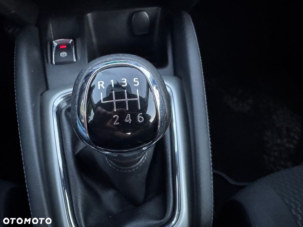 Nissan Qashqai 1.2 DIG-T N-Vision - 13