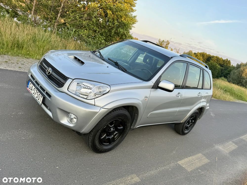 Toyota RAV4 D-4D 4x4 Sol - 31