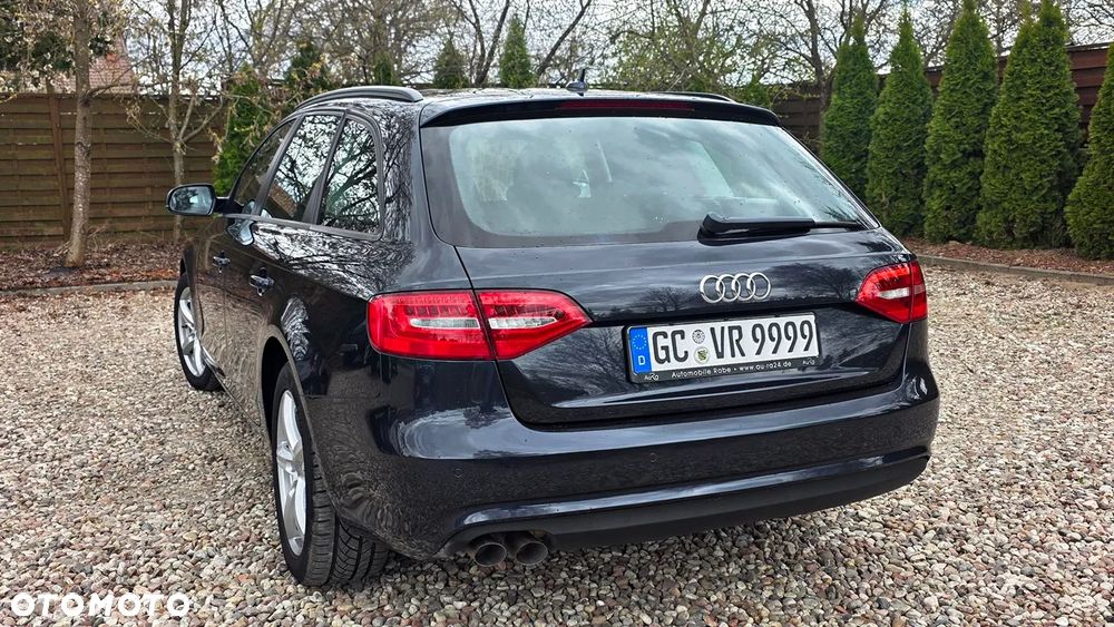 Audi A4 Avant - 11