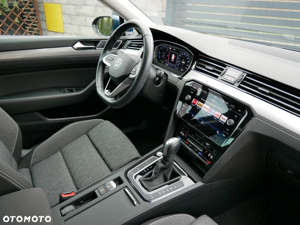 Volkswagen Passat 2.0 TDI EVO Business DSG - 17