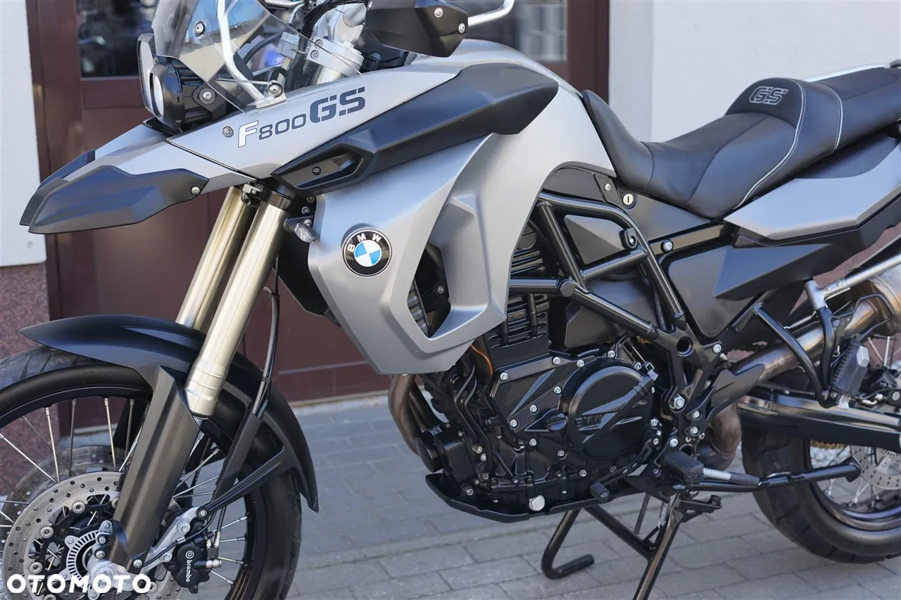 BMW F - 28