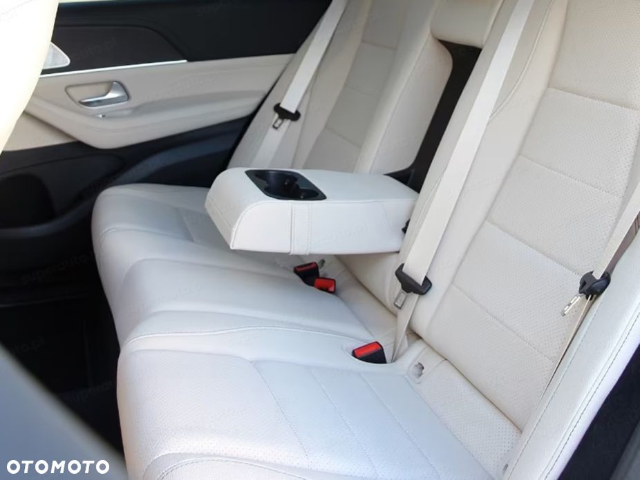 Mercedes-Benz GLE - 14