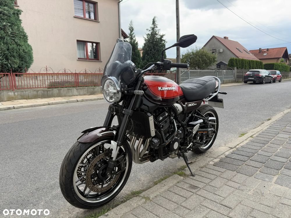 Kawasaki Z 900 RS - 3