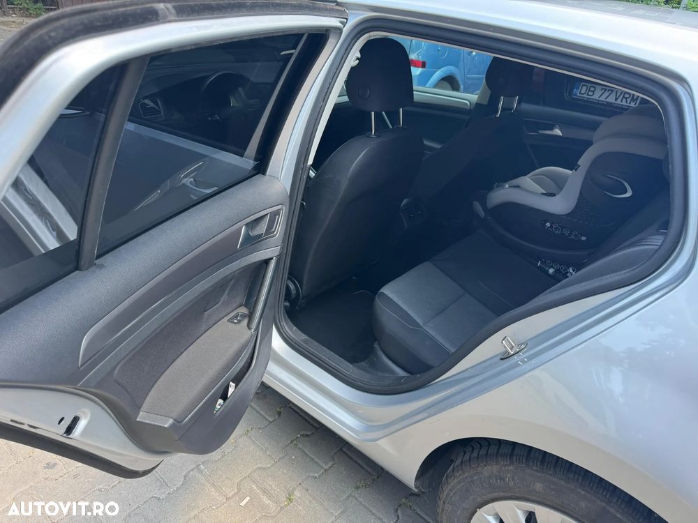 Volkswagen Golf 1.6 TDI DPF Trendline - 5