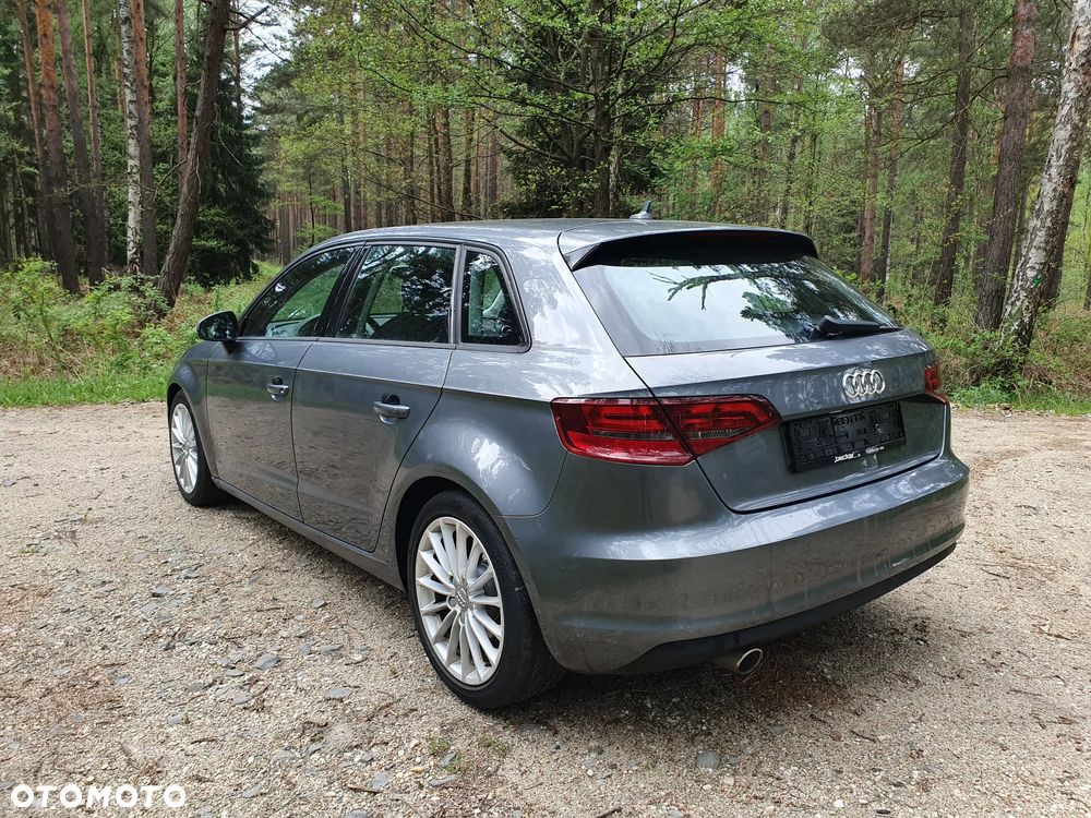 Audi A3 Sportback - 6