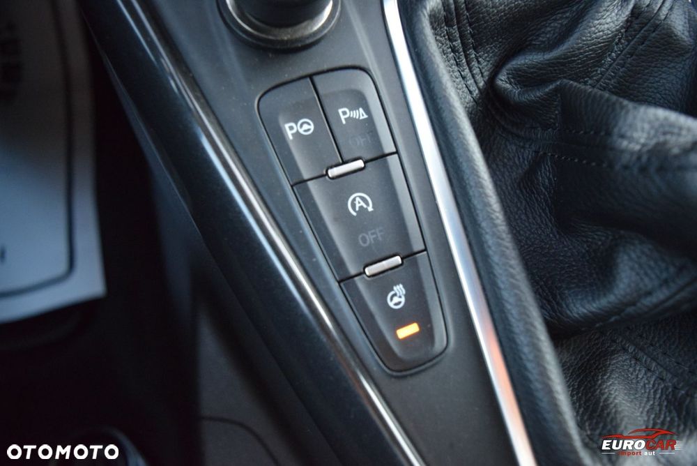Ford Focus 1.0 EcoBoost Titanium ASS - 25