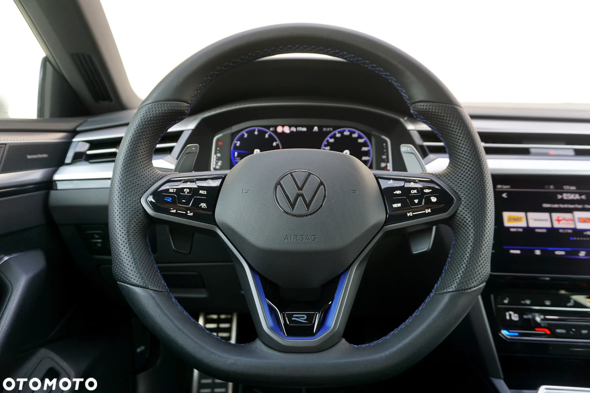 Volkswagen Arteon 2.0 TSI 4Motion R DSG - 16