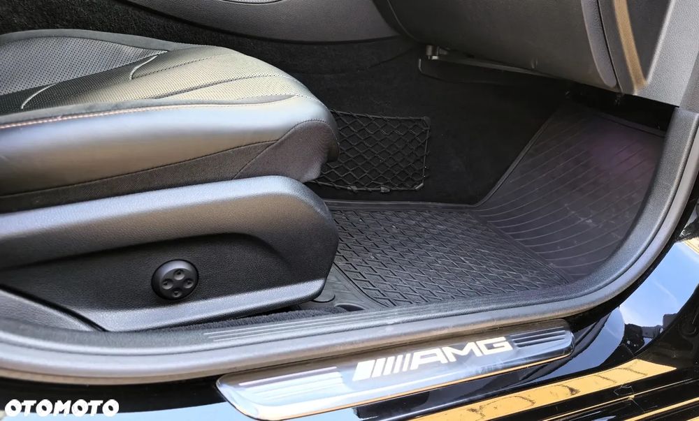 Mercedes-Benz CLS - 28