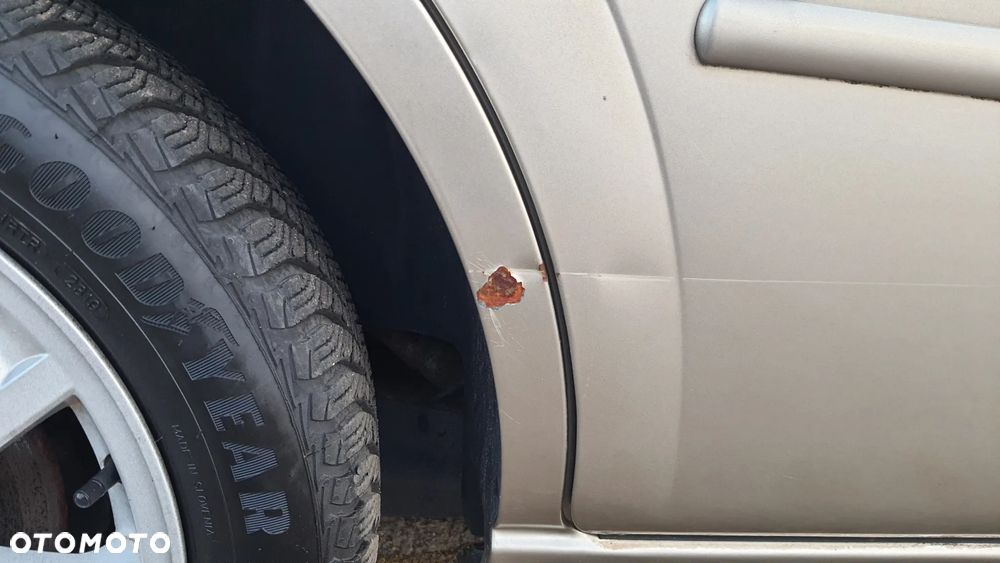 Ford Mondeo 2.0 Trend - 13