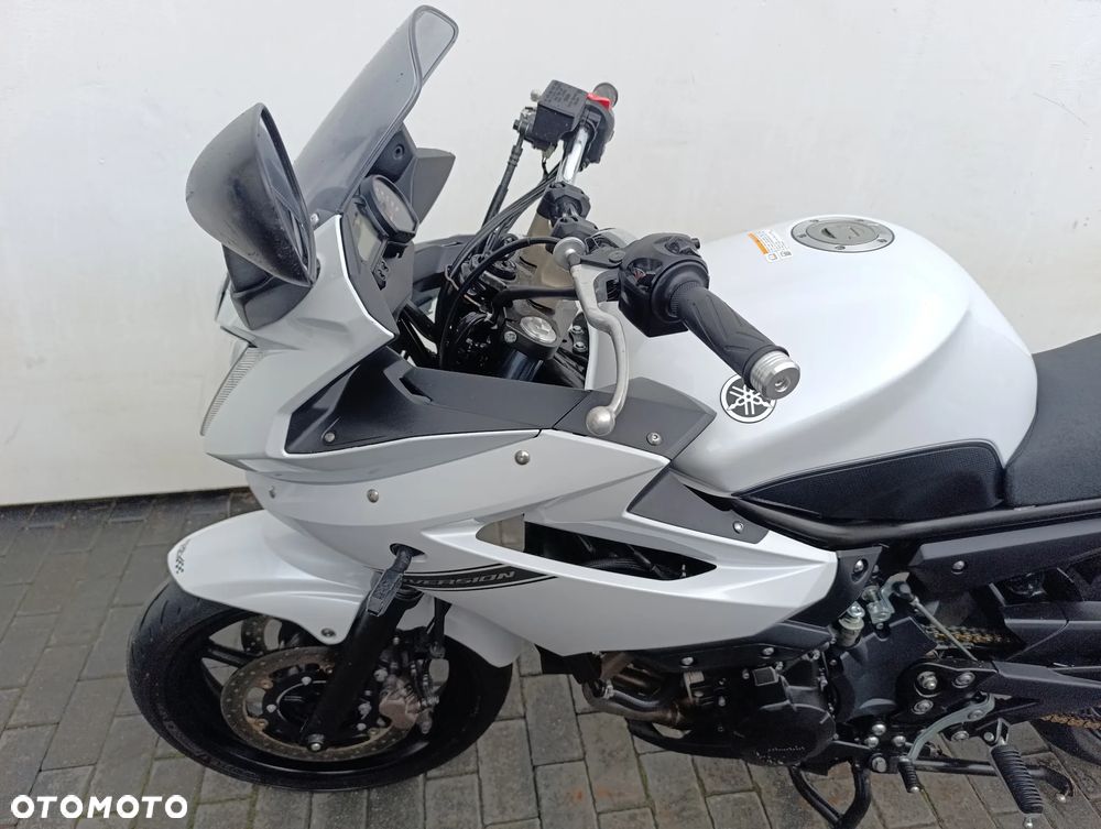 Yamaha XJ - 12