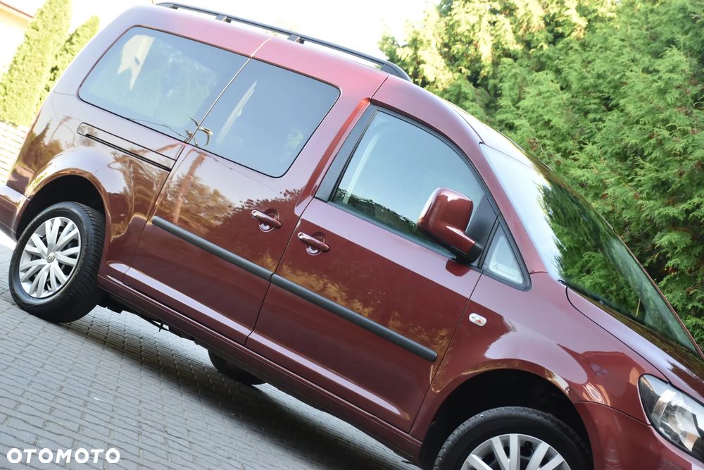 Volkswagen Caddy Maxi Highline DSG - 38