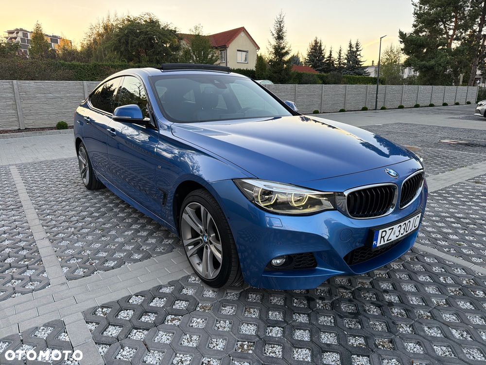 BMW 3GT 330i xDrive M Sport - 2