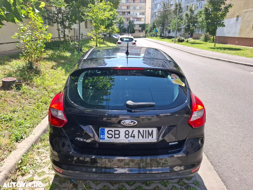 Ford Focus ver-1-0-ecoboost-active - 5