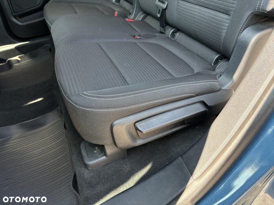Ford Kuga - 7