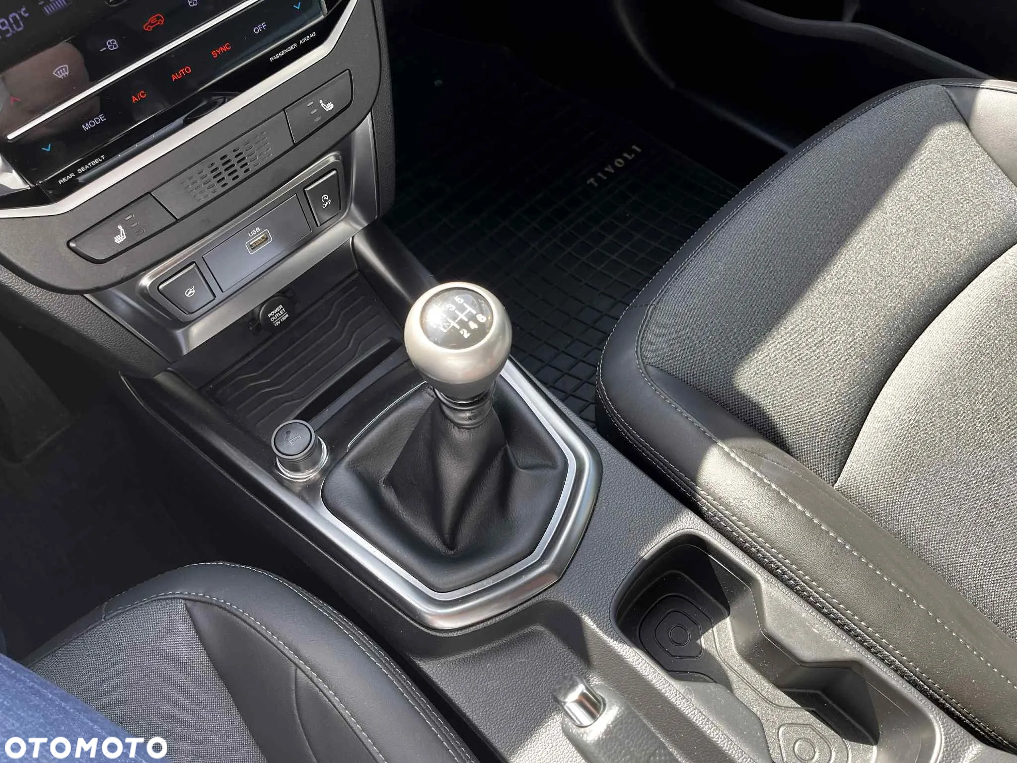 SsangYong/KGM Tivoli 1.5 T-GDI Adventure Plus - 24
