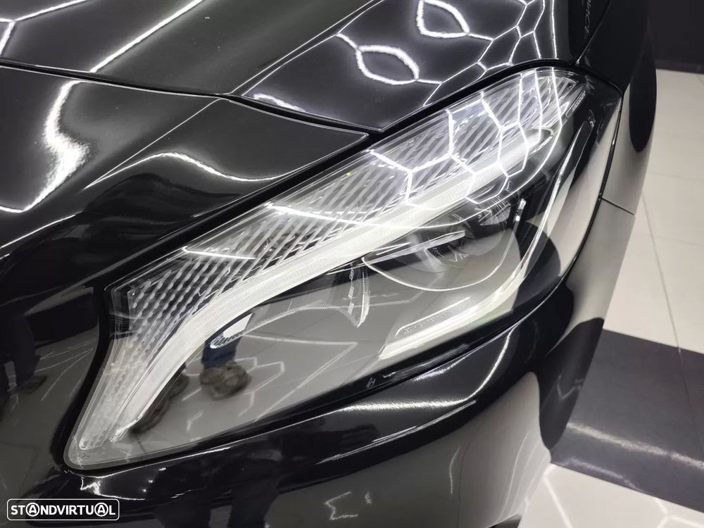 Mercedes-Benz A 180 d AMG Line - 12